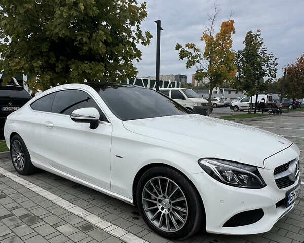 Мерседес Ц-Класс, объемом двигателя 2.14 л и пробегом 46 тыс. км за 30900 $, фото 2 на Automoto.ua