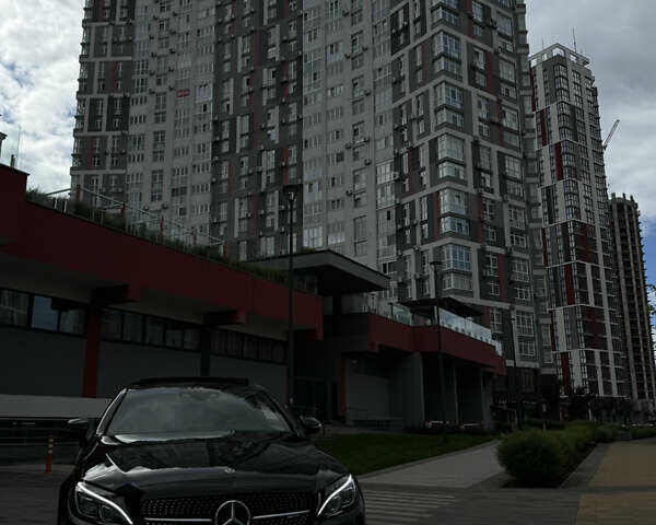 Мерседес Ц-Класс, объемом двигателя 1.99 л и пробегом 120 тыс. км за 29100 $, фото 4 на Automoto.ua
