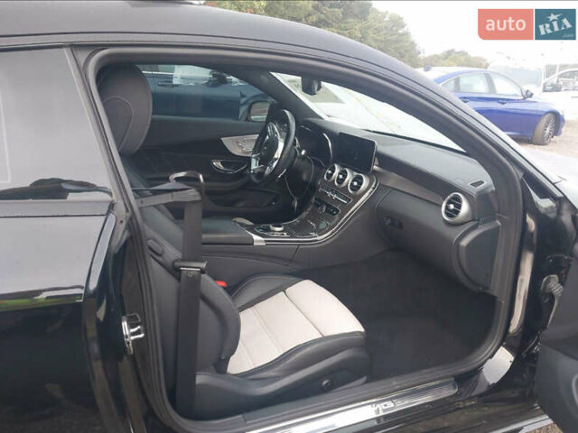 Мерседес Ц-Клас, об'ємом двигуна 3.98 л та пробігом 28 тис. км за 26500 $, фото 8 на Automoto.ua