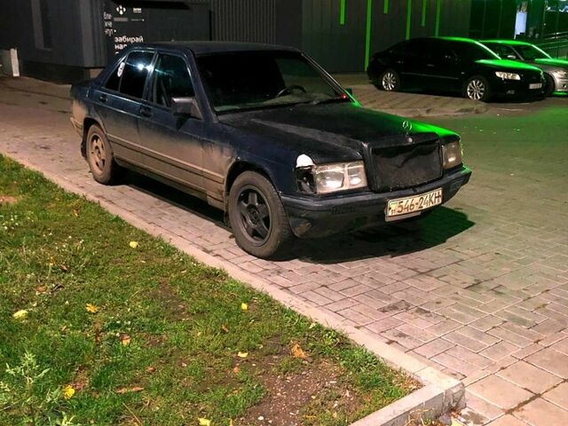 Мерседес Ц-Клас, об'ємом двигуна 2 л та пробігом 840 тис. км за 1500 $, фото 1 на Automoto.ua