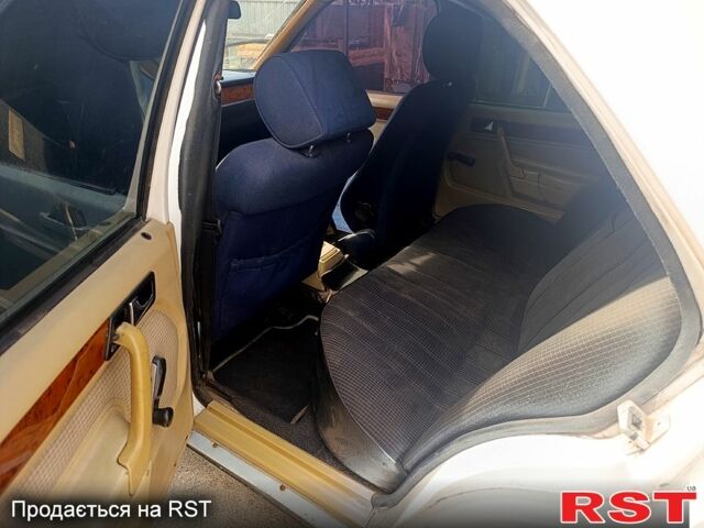 Мерседес Ц-Клас, об'ємом двигуна 2 л та пробігом 352 тис. км за 1000 $, фото 5 на Automoto.ua