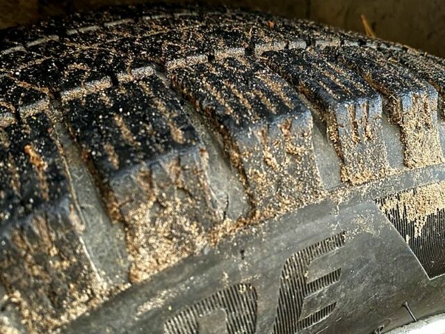 Мерседес Ц-Класс 1985 в Черкассах на Automoto.ua Мерседес Ц-Класс, объемом двигателя 2 л и пробегом 300 тыс. км за 2700 $, фото 7 на Automoto.ua