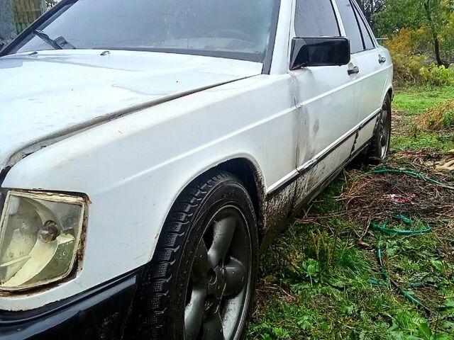 Мерседес Ц-Клас, об'ємом двигуна 2 л та пробігом 0 тис. км за 800 $, фото 3 на Automoto.ua