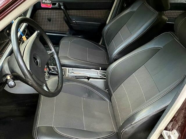 Мерседес Ц-Класс 1985 в Черкассах на Automoto.ua Мерседес Ц-Класс, объемом двигателя 2 л и пробегом 300 тыс. км за 2700 $, фото 3 на Automoto.ua