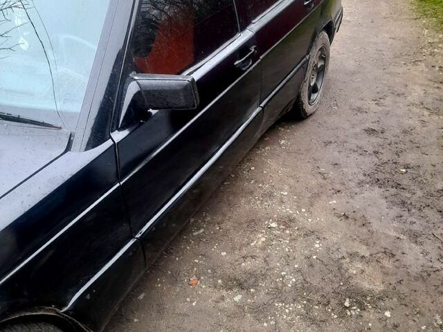 Мерседес Ц-Клас, об'ємом двигуна 2 л та пробігом 180 тис. км за 650 $, фото 1 на Automoto.ua