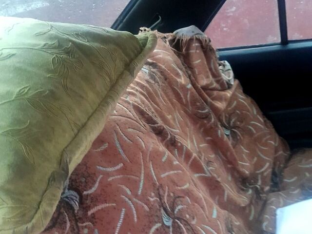 Мерседес Ц-Класс, объемом двигателя 2 л и пробегом 180 тыс. км за 650 $, фото 6 на Automoto.ua