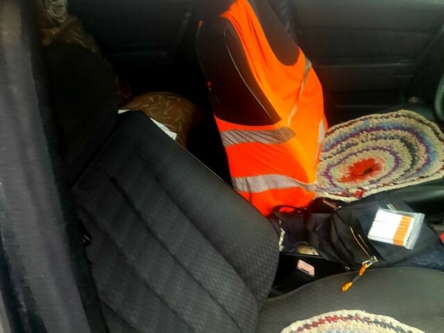 Мерседес Ц-Класс, объемом двигателя 2 л и пробегом 180 тыс. км за 650 $, фото 7 на Automoto.ua