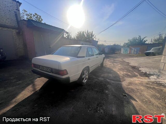 Мерседес Ц-Клас, об'ємом двигуна 2 л та пробігом 0 тис. км за 1800 $, фото 3 на Automoto.ua
