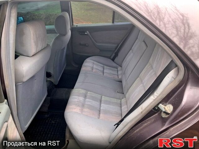 Мерседес Ц-Класс, объемом двигателя 1.8 л и пробегом 320 тыс. км за 2100 $, фото 5 на Automoto.ua