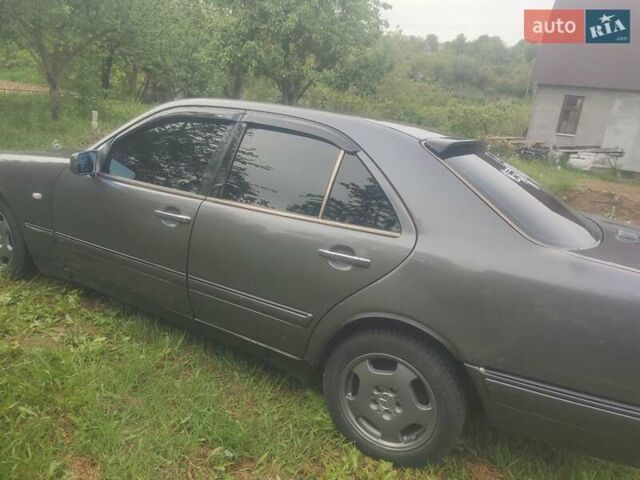 Мерседес Ц-Клас, об'ємом двигуна 2.3 л та пробігом 348 тис. км за 3600 $, фото 1 на Automoto.ua