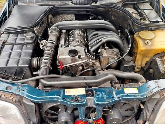 Мерседес Ц-Класс, объемом двигателя 2.5 л и пробегом 0 тыс. км за 3200 $, фото 8 на Automoto.ua