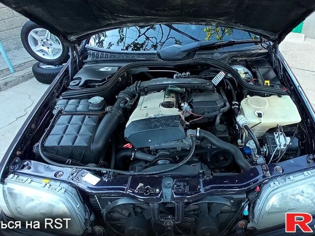 Мерседес Ц-Клас, об'ємом двигуна 2.3 л та пробігом 350 тис. км за 4500 $, фото 10 на Automoto.ua