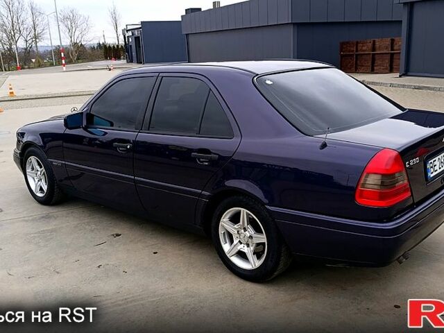 Мерседес Ц-Клас, об'ємом двигуна 2.3 л та пробігом 350 тис. км за 4500 $, фото 3 на Automoto.ua