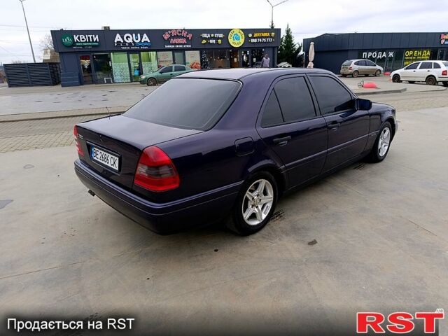 Мерседес Ц-Клас, об'ємом двигуна 2.3 л та пробігом 350 тис. км за 4500 $, фото 4 на Automoto.ua