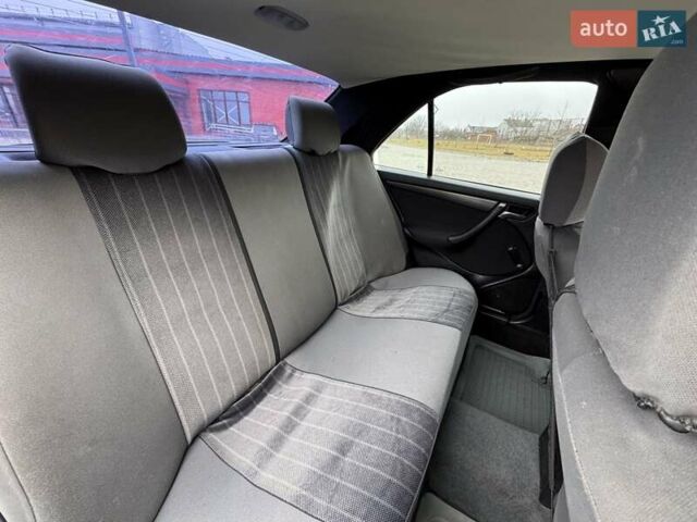 Мерседес Ц-Клас, об'ємом двигуна 2.2 л та пробігом 340 тис. км за 4400 $, фото 10 на Automoto.ua
