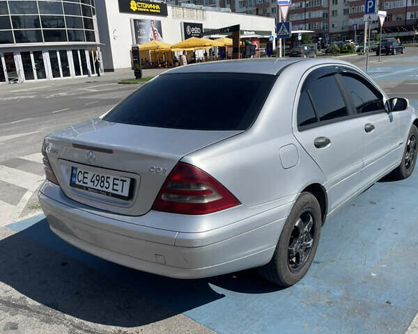 Мерседес Ц-Клас, об'ємом двигуна 2.1 л та пробігом 300 тис. км за 4200 $, фото 2 на Automoto.ua