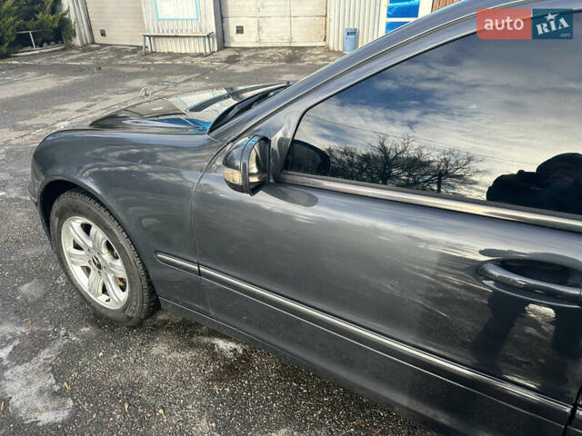 Мерседес Ц-Класс, объемом двигателя 0 л и пробегом 350 тыс. км за 5300 $, фото 3 на Automoto.ua