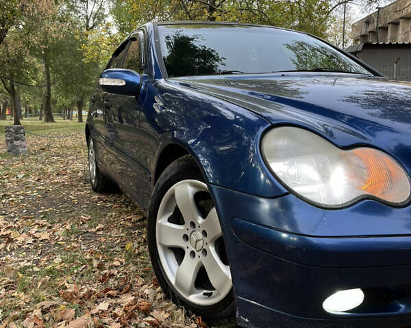 Мерседес Ц-Клас, об'ємом двигуна 2.15 л та пробігом 325 тис. км за 5500 $, фото 8 на Automoto.ua