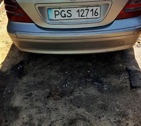 Мерседес Ц-Класс, объемом двигателя 2 л и пробегом 0 тыс. км за 2500 $, фото 3 на Automoto.ua