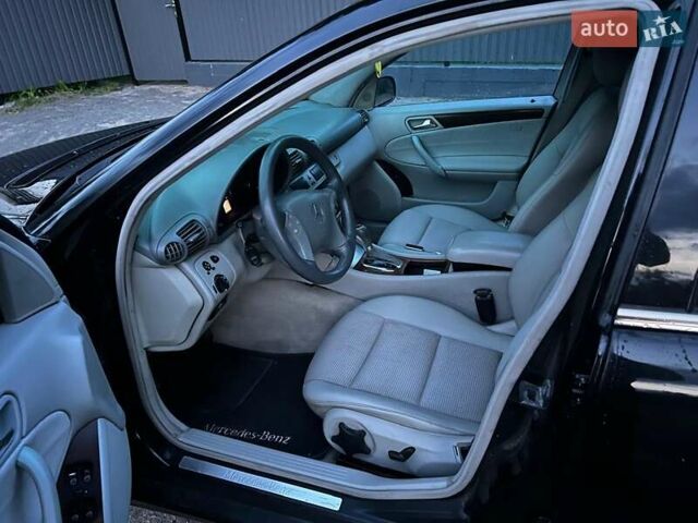 Мерседес Ц-Класс, объемом двигателя 1.8 л и пробегом 211 тыс. км за 6500 $, фото 3 на Automoto.ua