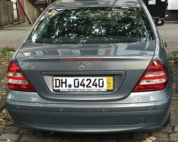 Мерседес Ц-Класс, объемом двигателя 0 л и пробегом 178 тыс. км за 5900 $, фото 2 на Automoto.ua