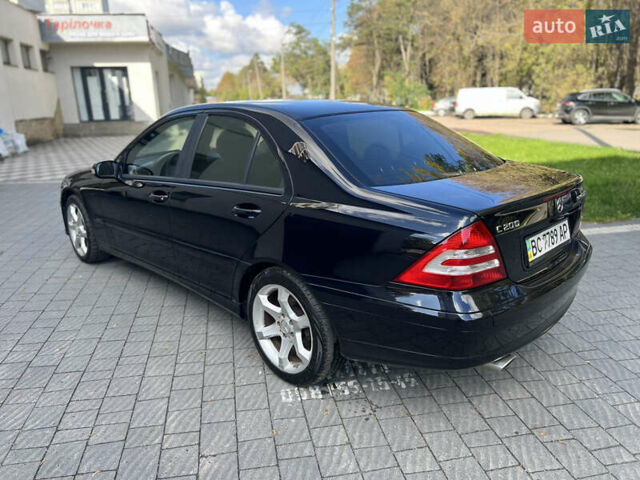 Мерседес Ц-Клас, об'ємом двигуна 1.8 л та пробігом 210 тис. км за 8200 $, фото 1 на Automoto.ua