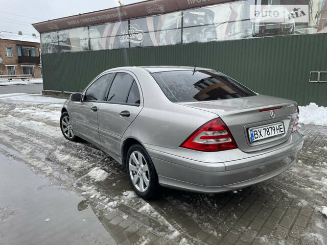 Мерседес Ц-Класс, объемом двигателя 2.2 л и пробегом 370 тыс. км за 7400 $, фото 10 на Automoto.ua