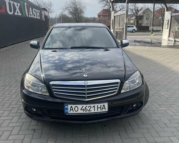 Мерседес Ц-Класс, объемом двигателя 2.2 л и пробегом 230 тыс. км за 10800 $, фото 1 на Automoto.ua