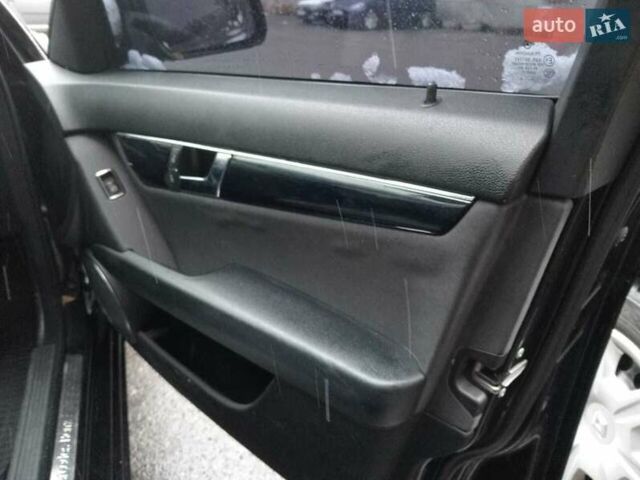 Мерседес Ц-Класс, объемом двигателя 1.8 л и пробегом 208 тыс. км за 8500 $, фото 26 на Automoto.ua