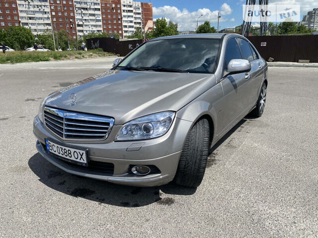 Мерседес Ц-Клас, об'ємом двигуна 2.2 л та пробігом 340 тис. км за 9200 $, фото 3 на Automoto.ua