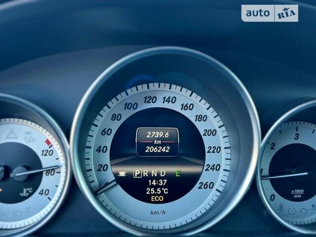 Мерседес Ц-Класс, объемом двигателя 2.2 л и пробегом 206 тыс. км за 12400 $, фото 47 на Automoto.ua