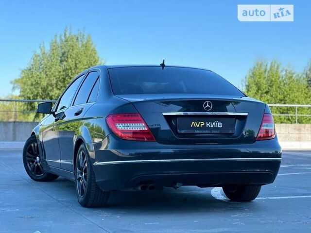 Мерседес Ц-Класс, объемом двигателя 2.2 л и пробегом 206 тыс. км за 12400 $, фото 21 на Automoto.ua