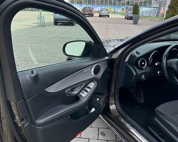 Мерседес Ц-Класс, объемом двигателя 1.8 л и пробегом 175 тыс. км за 19000 $, фото 17 на Automoto.ua