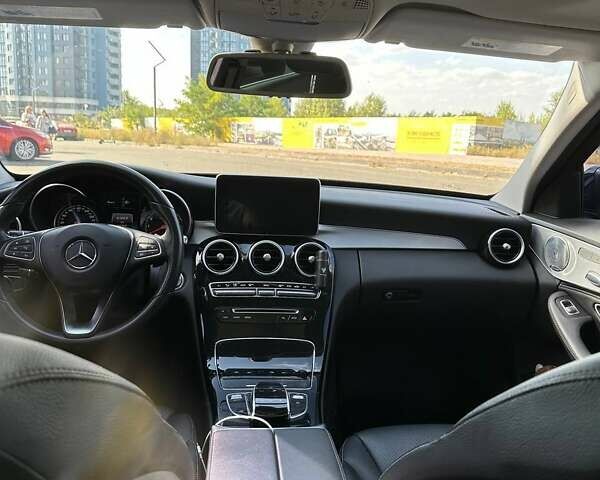 Мерседес Ц-Класс, объемом двигателя 2 л и пробегом 84 тыс. км за 29000 $, фото 10 на Automoto.ua