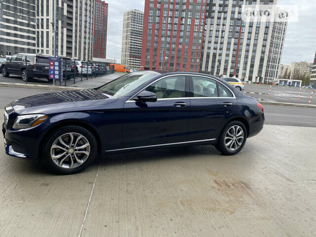 Мерседес Ц-Класс, объемом двигателя 2 л и пробегом 52 тыс. км за 22777 $, фото 1 на Automoto.ua