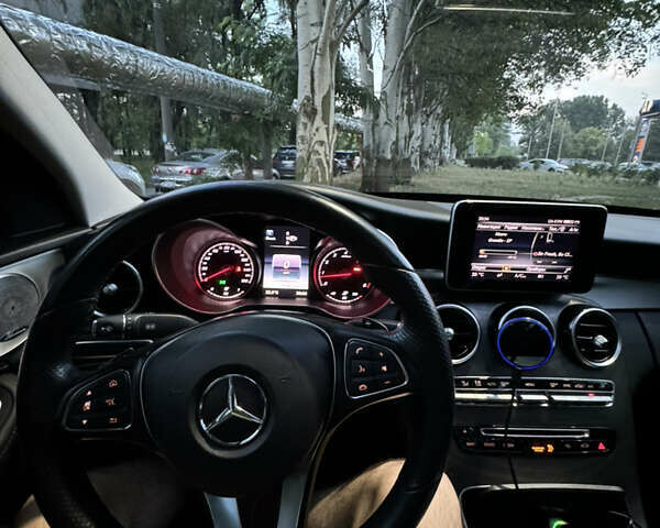 Мерседес Ц-Класс, объемом двигателя 1.99 л и пробегом 65 тыс. км за 22500 $, фото 7 на Automoto.ua