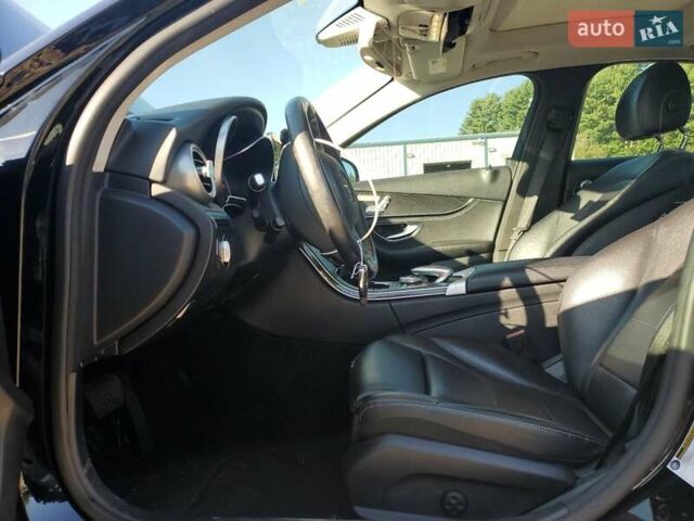 Мерседес Ц-Класс, объемом двигателя 1.99 л и пробегом 63 тыс. км за 3500 $, фото 6 на Automoto.ua