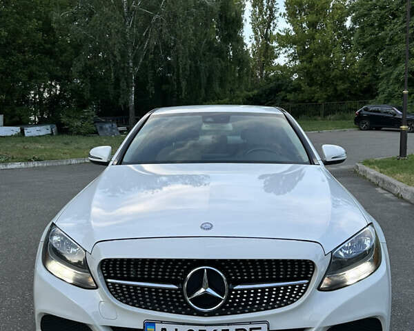 Мерседес Ц-Класс, объемом двигателя 2 л и пробегом 140 тыс. км за 17900 $, фото 18 на Automoto.ua