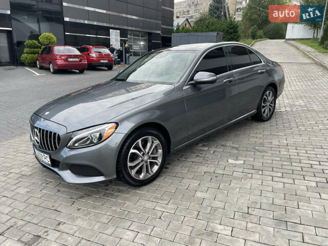 Мерседес Ц-Класс, объемом двигателя 2 л и пробегом 170 тыс. км за 19600 $, фото 1 на Automoto.ua