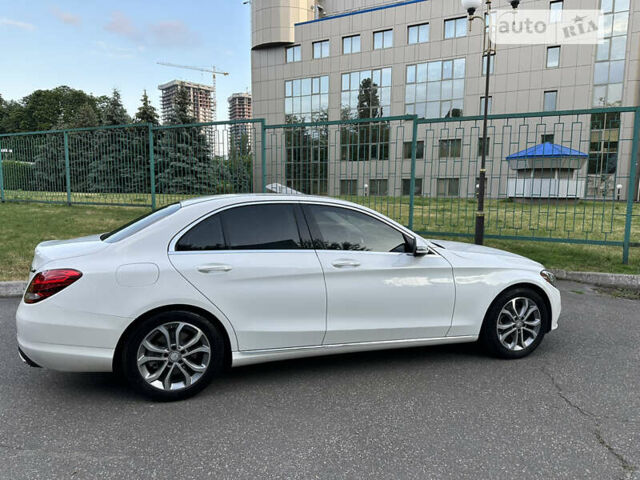 Мерседес Ц-Класс, объемом двигателя 2 л и пробегом 140 тыс. км за 17900 $, фото 6 на Automoto.ua