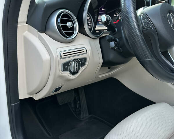 Мерседес Ц-Класс, объемом двигателя 2 л и пробегом 140 тыс. км за 17900 $, фото 19 на Automoto.ua