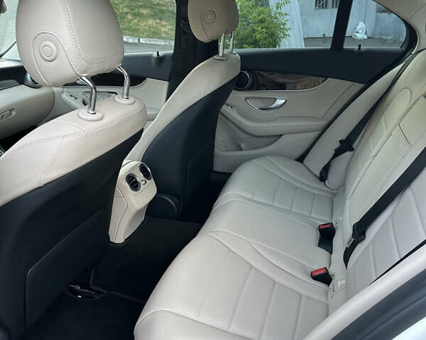 Мерседес Ц-Класс, объемом двигателя 2 л и пробегом 140 тыс. км за 17900 $, фото 13 на Automoto.ua