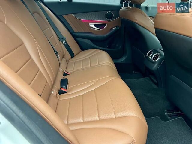 Мерседес Ц-Класс, объемом двигателя 1.6 л и пробегом 111 тыс. км за 26900 $, фото 38 на Automoto.ua