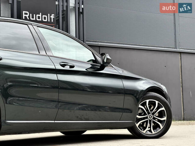 Мерседес Ц-Класс 2018 в Киеве на Automoto.ua Мерседес Ц-Класс, объемом двигателя 2 л и пробегом 37 тыс. км за 27990 $, фото 2 на Automoto.ua