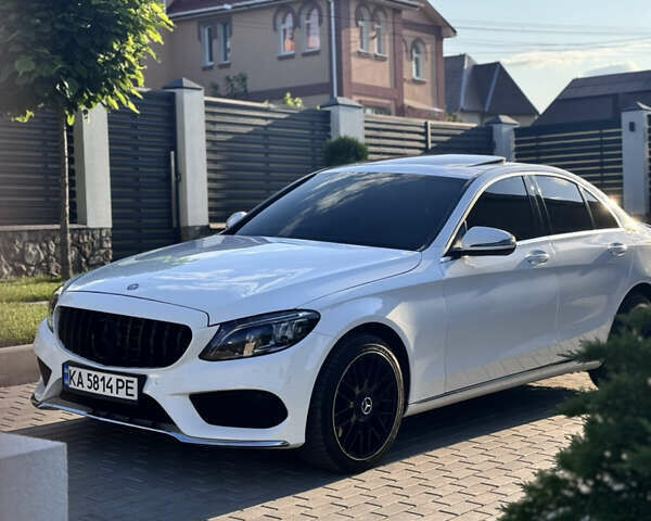 Мерседес Ц-Клас, об'ємом двигуна 1.99 л та пробігом 67 тис. км за 23500 $, фото 2 на Automoto.ua