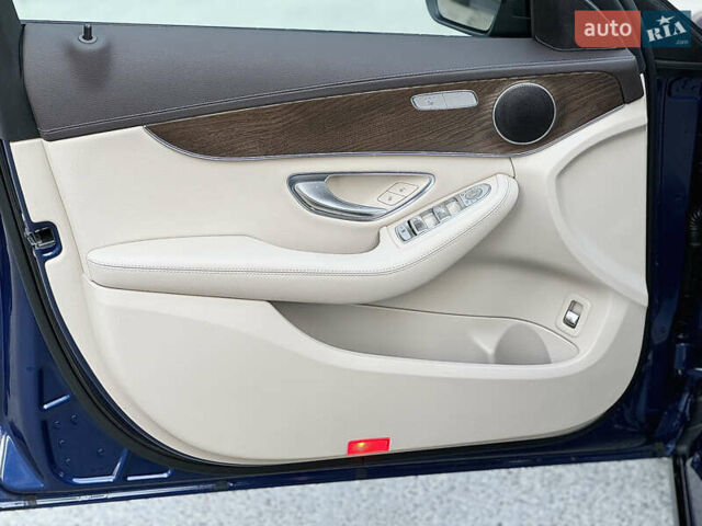 Мерседес Ц-Класс 2018 в Киеве на Automoto.ua Мерседес Ц-Класс, объемом двигателя 2 л и пробегом 37 тыс. км за 27990 $, фото 17 на Automoto.ua