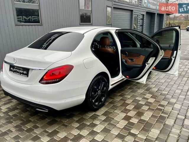 Мерседес Ц-Класс, объемом двигателя 1.6 л и пробегом 111 тыс. км за 26900 $, фото 83 на Automoto.ua