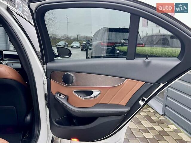 Мерседес Ц-Класс, объемом двигателя 1.6 л и пробегом 111 тыс. км за 26900 $, фото 37 на Automoto.ua