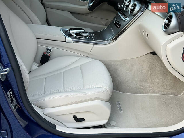 Мерседес Ц-Класс 2018 в Киеве на Automoto.ua Мерседес Ц-Класс, объемом двигателя 2 л и пробегом 37 тыс. км за 27990 $, фото 37 на Automoto.ua