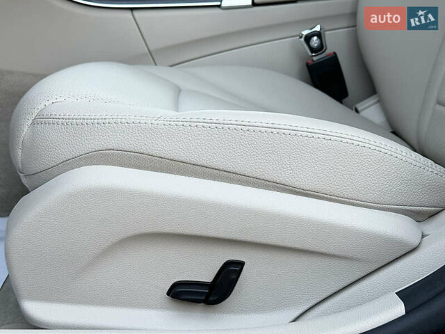 Мерседес Ц-Класс 2018 в Киеве на Automoto.ua Мерседес Ц-Класс, объемом двигателя 2 л и пробегом 37 тыс. км за 27990 $, фото 26 на Automoto.ua